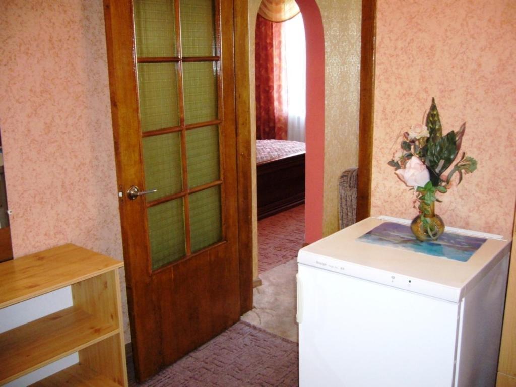 Hotel Profspilkovyi Lutsʼk Exteriör bild